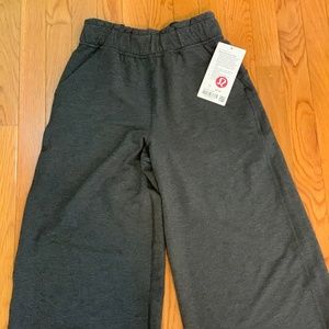 NWT Lululemon Wide Leg Crop